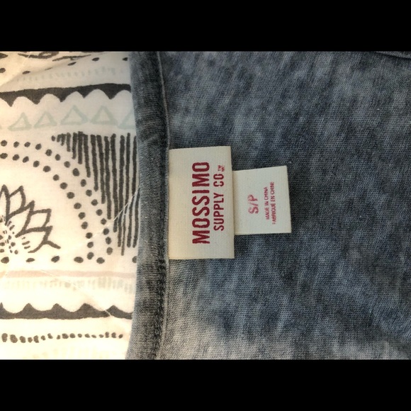 Cropped Tank Top - Picture 4 of 4